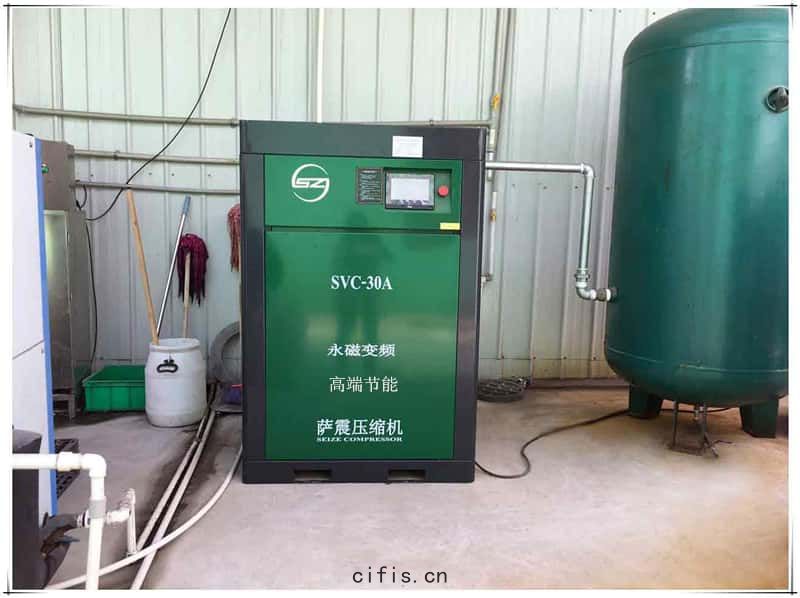 薩(sà)震空(kōng)壓機(jī)組