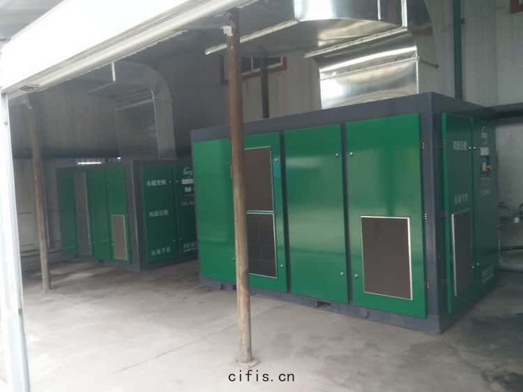 節(jié)能空壓機(jī)客(kè)戶使(shǐ)用現場(cháng)圖
