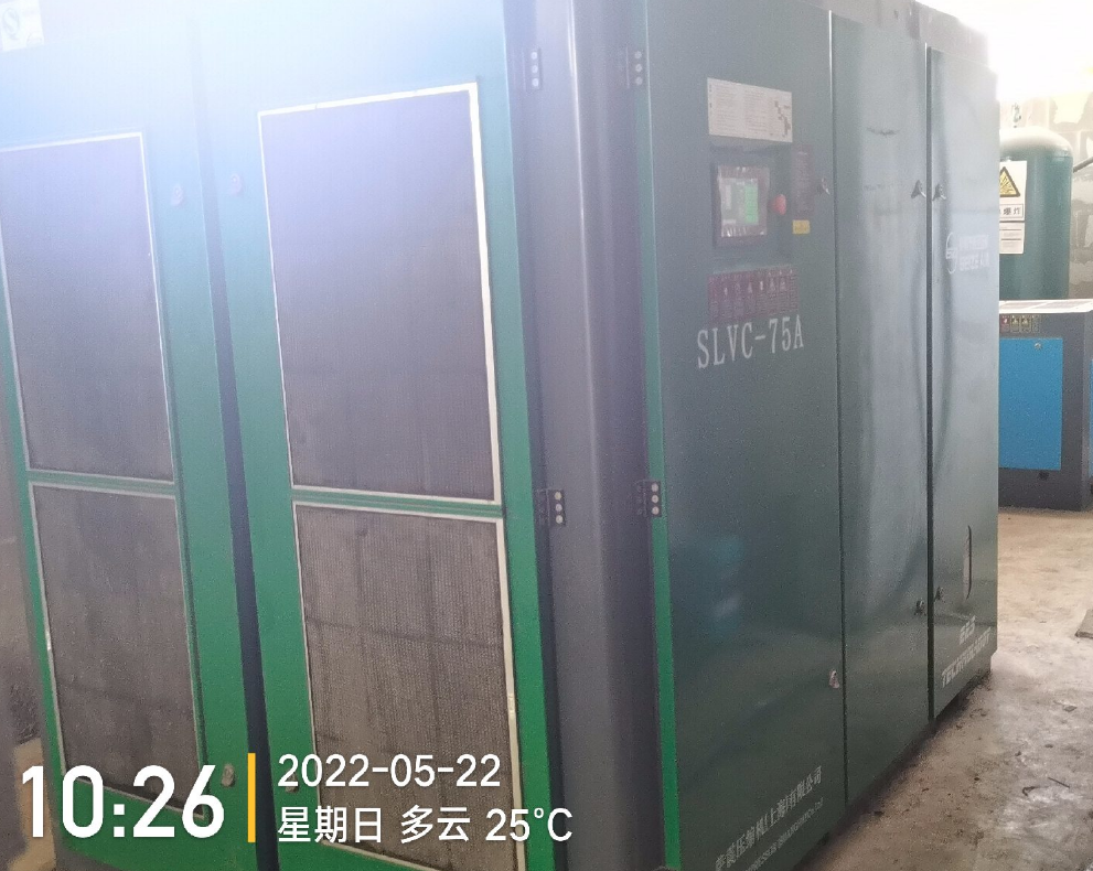 薩(sà)震空壓機(jī)型號(hào)：SLVC-75A