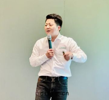 薩(sà)震節能(néng)空壓(yā)機(jī)